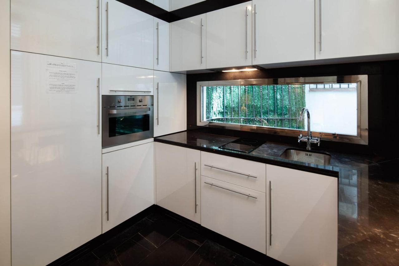 Elegante Apartamento Plaza Constitucion Màlaga Exteriér fotografie